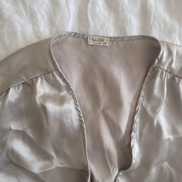 🪩 Brandy Melville silver satin tie-front top (sz XS/S) - Picture 3 of 4